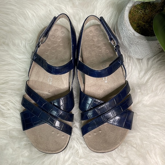 Vionic Croco-Embossed Adjustable Sandals -Mirabi (Navy) - Picture 2 of 11